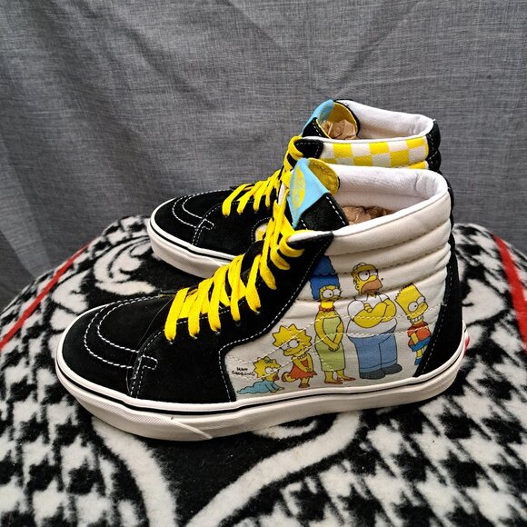 Size 9 Women - VANS The Simpsons x Sk8- High Simpsons Family